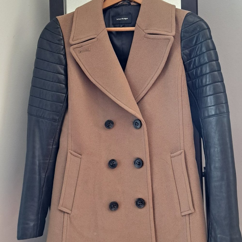 ♥️🤩Mackage Tan and Black Women's Pea Coat